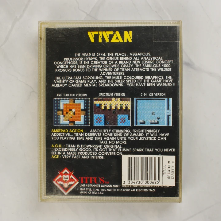 Titan videójáték ZX Spectrum kazetta tokban hátulnézetből