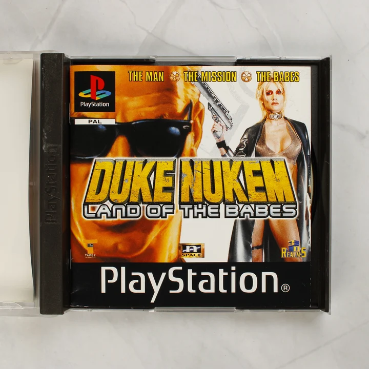 Duke Nukem: Land of the Babes nyitott tok borítóval