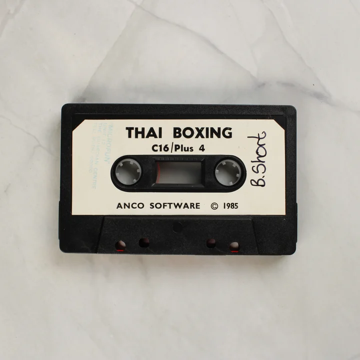 Thai Boxing fekete adatkazetta fehér címkével