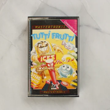 Tutti Frutti Commodore 16 videójáték kazetta tokban, elölnézetből