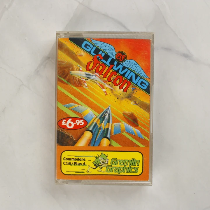 Gullwing Falcon Commodore 16 videójáték tokban