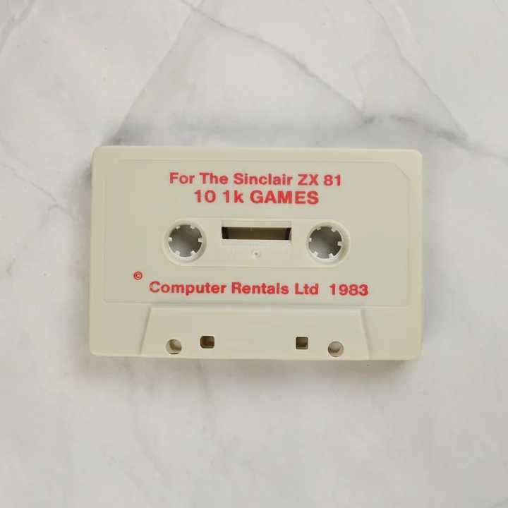 Ten 1K Games Sinclair ZX-81 krémszínű magnókazetta