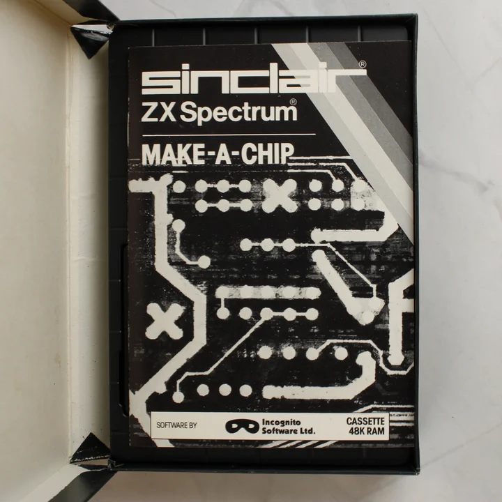 Make-A-Chip használati útmutató füzet a dobozban