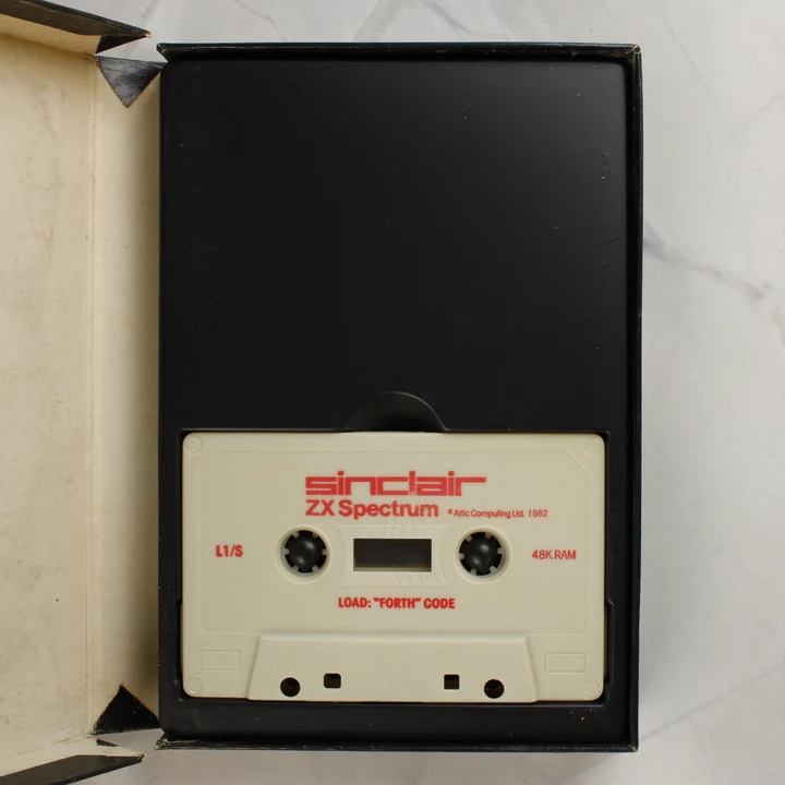 Sinclair ZX Spectrum FORTH magnókazetta a dobozban