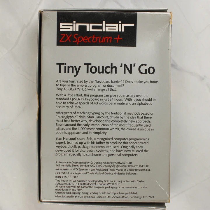 Tiny Touch 'N' Go szoftver dobozának hátoldala leírással