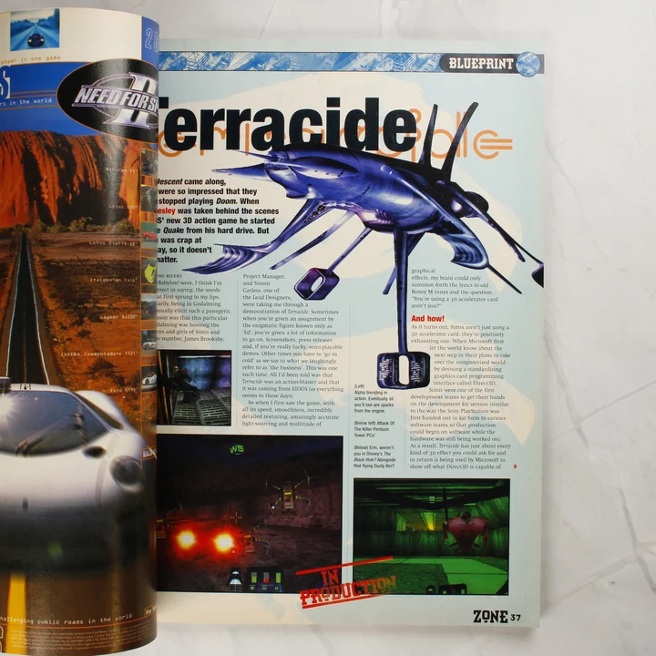 A PC Zone magazin belső oldala a Terracide című videójáték előzetesével.