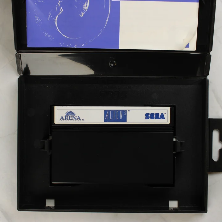 Alien 3 Sega Master System nyitott doboz a cartridge-dzsel