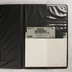 Nyitott tok 5,25 colos floppy lemezzel