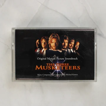 The Three Musketeers filmzene kazetta elölnézete a tokban