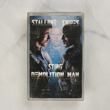 Sting Demolition Man magnókazetta elölnézete a tokban