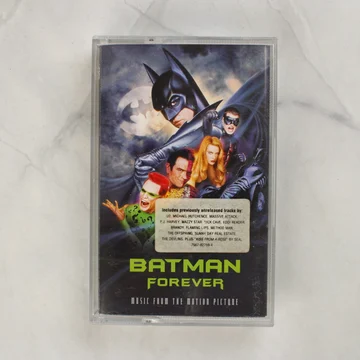Batman Forever filmzene kazetta elölnézete a tokban