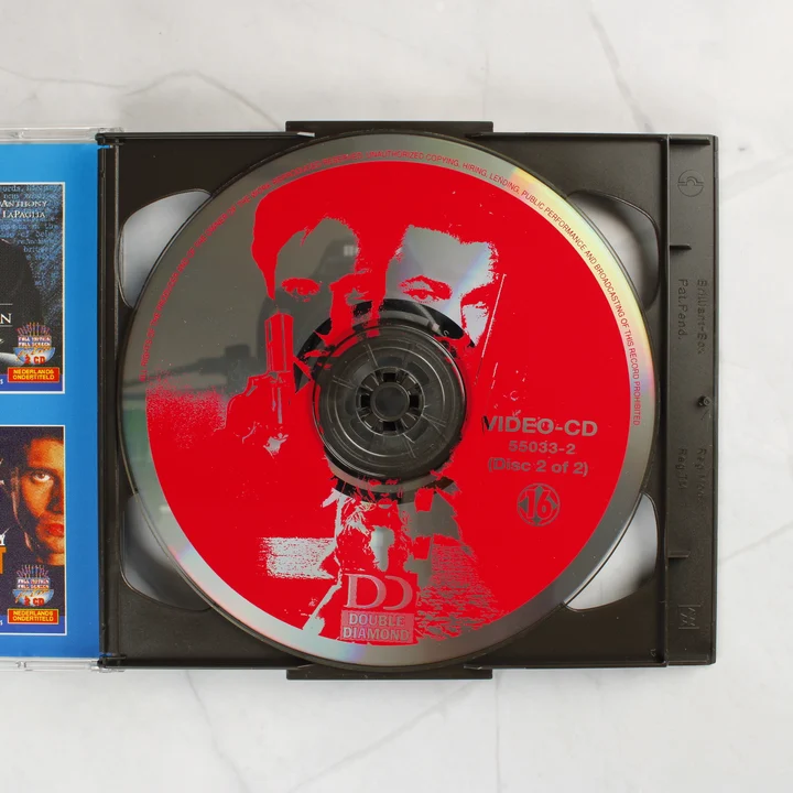 A második Video-CD lemez a nyitott tokban