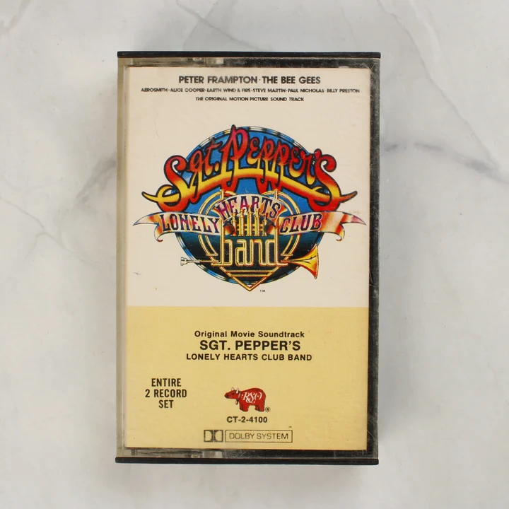 Sgt. Pepper's Lonely Hearts Club Band filmzene kazetta elölnézete a tokban