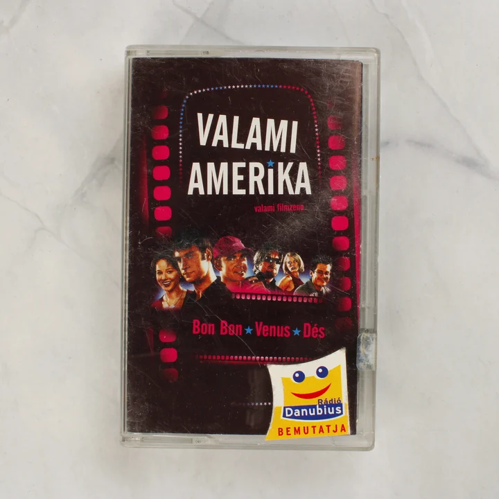 Valami Amerika filmzene kazetta elölnézete tokban