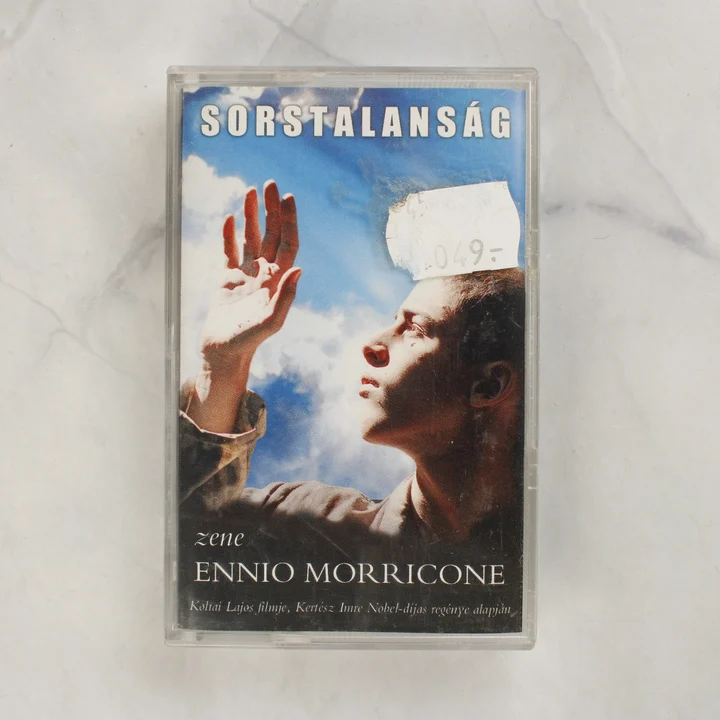 Sorstalanság filmzene magnókazetta elölnézete tokban