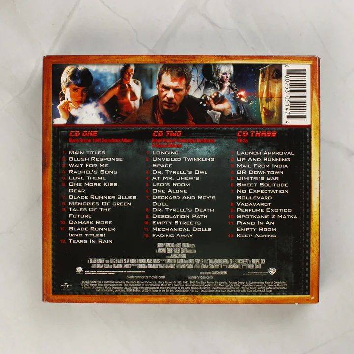 Blade Runner Trilogy 25th Anniversary CD hátlapja számlistával