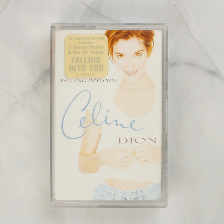 Celine Dion Falling Into You magnókazetta elölnézete tokban