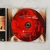 Nyitott CD-tok a vörös színű 2001: Űrodüsszeia lemezzel