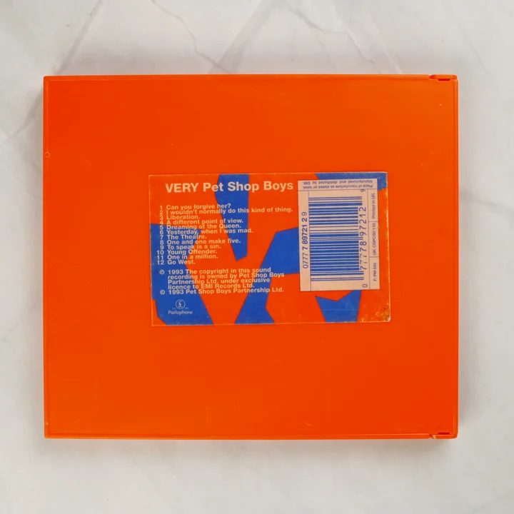 Pet Shop Boys Very CD hátlap Pet Shop Boys Very CD tok hátoldala a számlistával és vonalkóddal