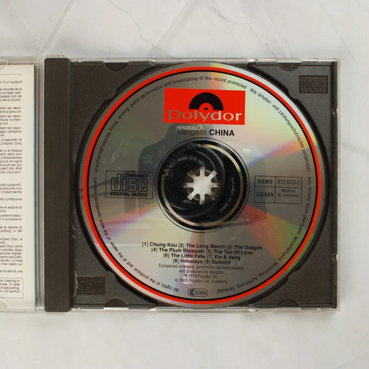 Vangelis China CD lemez a nyitott tokban