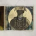 A nyitott CD-tok a lemezzel