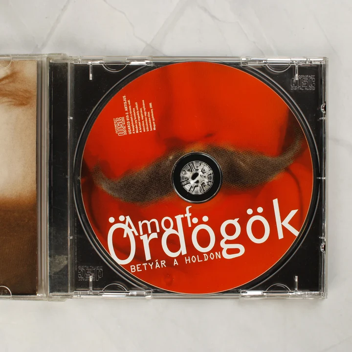 Amorf Ördögök Betyár a Holdon audió CD a tokban