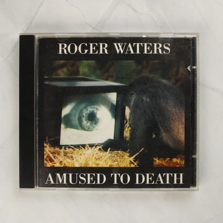 Roger Waters Amused to Death CD elülső borítója