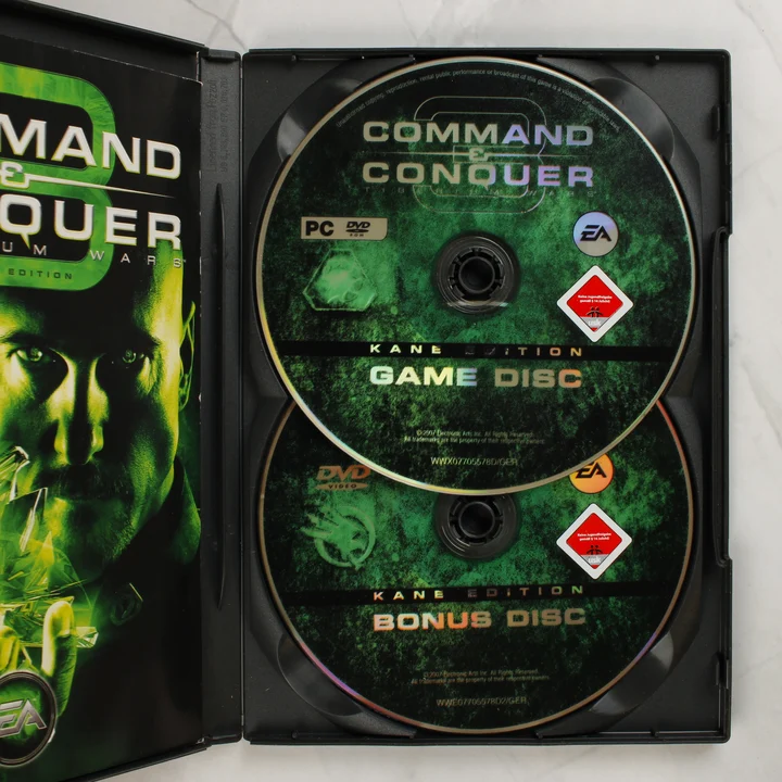 Command & Conquer 3 Tiberium Wars Kane Edition nyitott tok lemezekkel