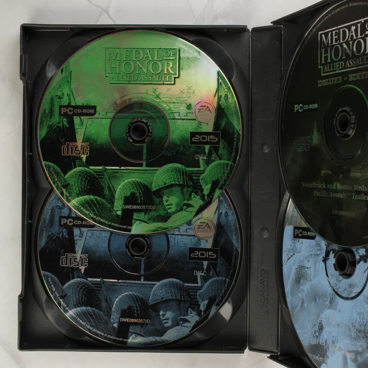 Medal of Honor Allied Assault Deluxe Edition belső lemeztartó