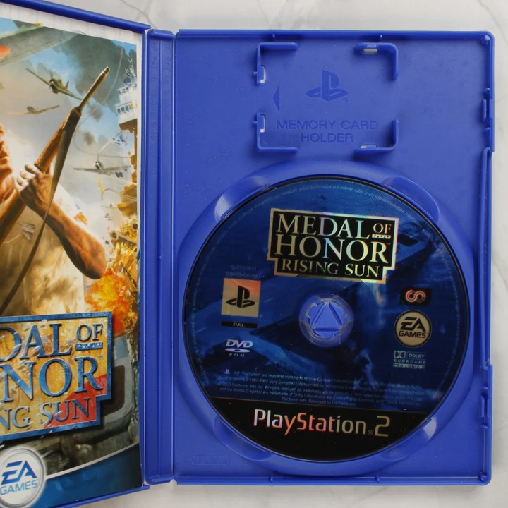 Medal of Honor Rising Sun PlayStation 2 nyitott tok lemezzel
