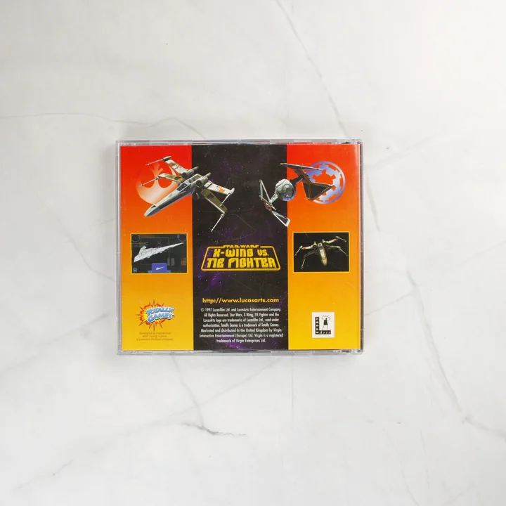 CD-tok hátlap A CD-tok hátoldala képernyőképekkel