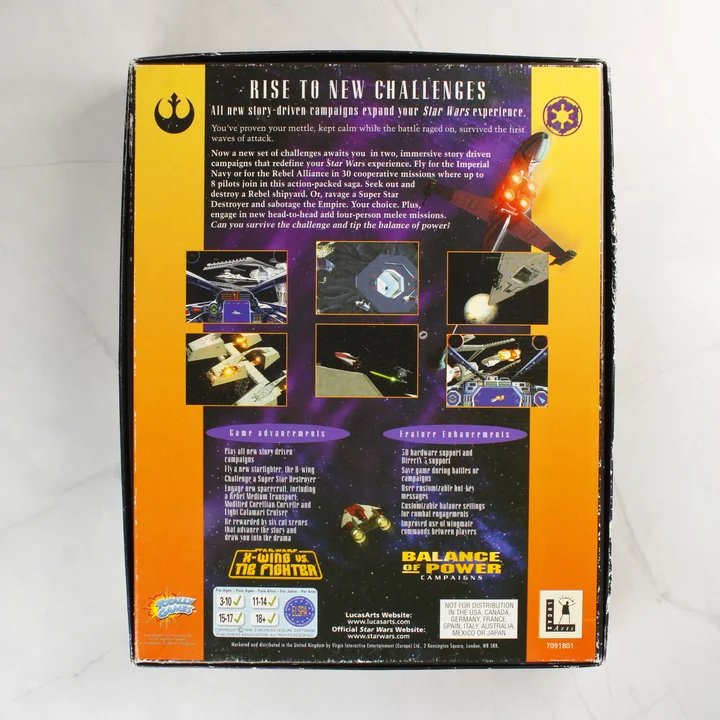 A nagyméretű kartondoboz hátoldala