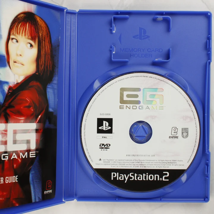 Endgame PS2 belső tartalom Endgame PlayStation 2 nyitott tok lemezzel és útmutatóval