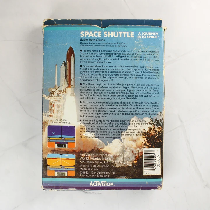 Space Shuttle: A Journey Into Space dobozának hátoldala leírásokkal