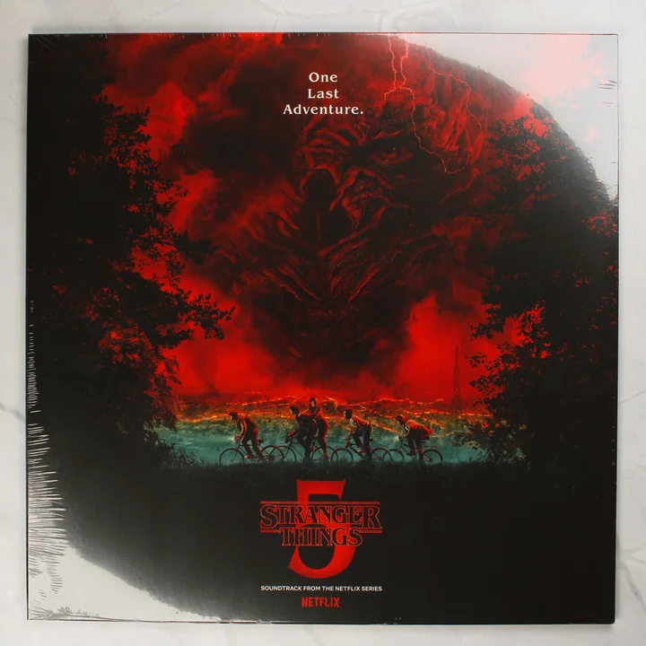 Stranger Things 5 filmzene bakelit lemez borítója