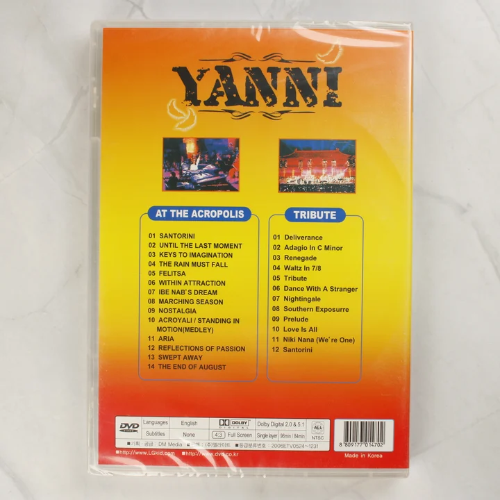 Yanni At the Acropolis Tribute DVD hátlapja dallistával