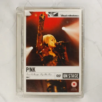 P!nk Live In Europe DVD előlapja átlátszó tokban