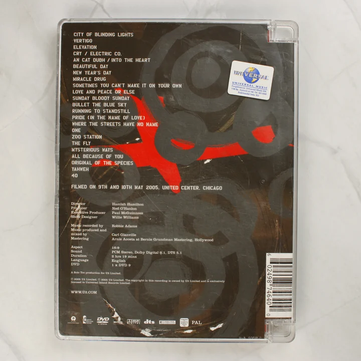 U2 Vertigo 2005 DVD hátlap U2 Vertigo 2005 Live from Chicago DVD hátlapja számlistával