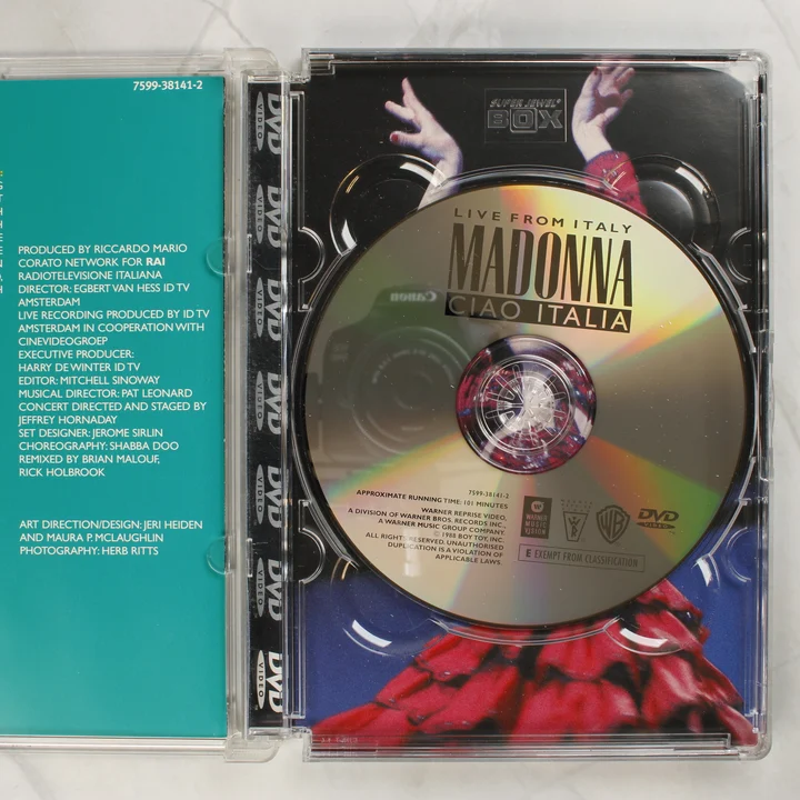 Madonna Ciao Italia DVD nyitott tok Nyitott Madonna Ciao Italia DVD tok a lemezzel