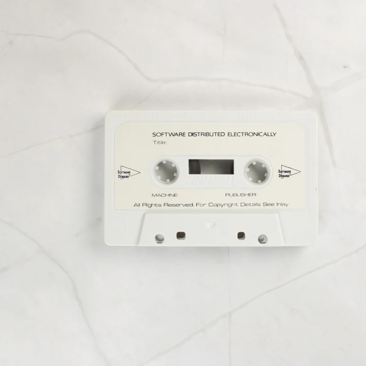 Fehér Commodore 64 adathordozó kazetta