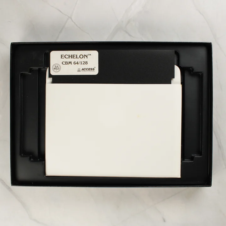 Echelon floppy lemez 5,25 colos floppy lemez papírtokban a fekete műanyag tálcában