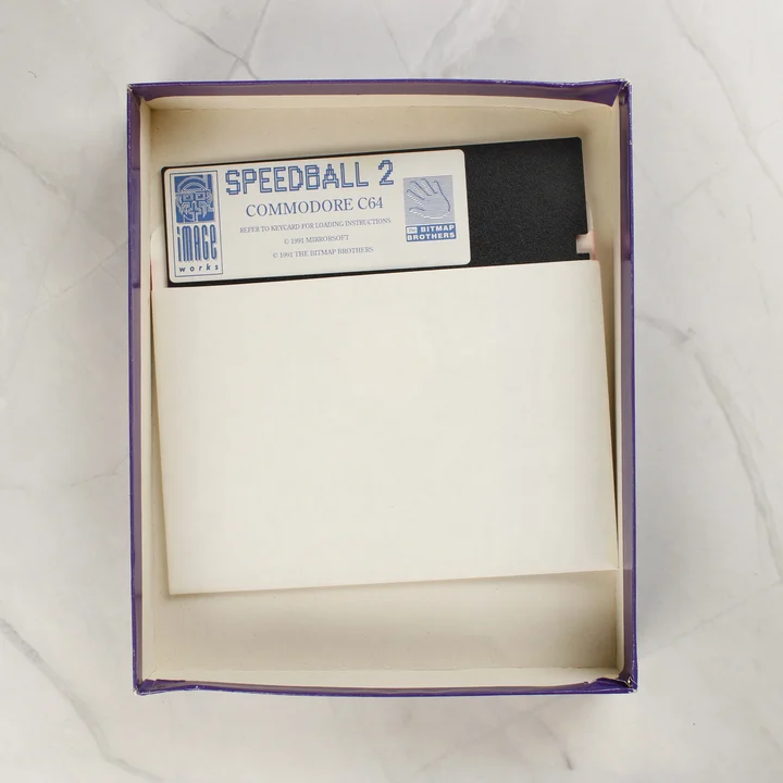5,25 colos floppy lemez a Speedball 2 játékhoz
