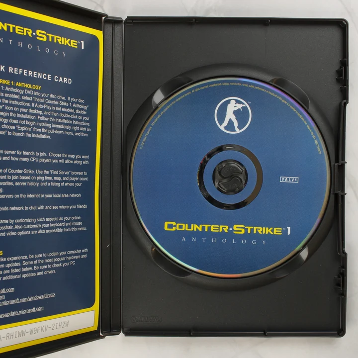 Counter-Strike 1 Anthology belső Counter-Strike 1 Anthology nyitott tok és lemez
