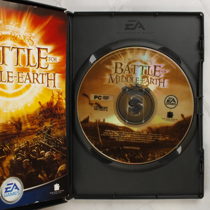 The Lord of the Rings: The Battle for Middle-earth nyitott tok és DVD lemez
