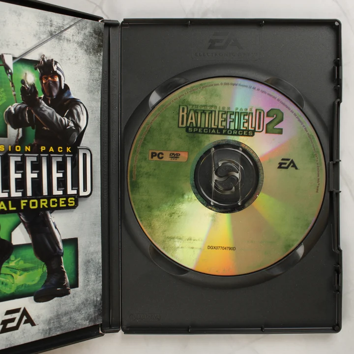 Battlefield 2 Special Forces PC lemez Battlefield 2 Special Forces nyitott tok és lemez