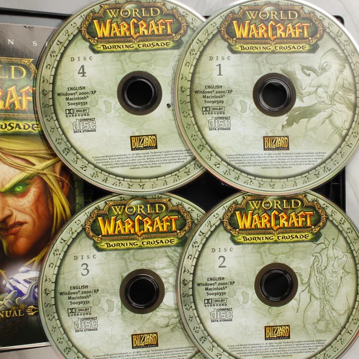 Négy darab World of Warcraft The Burning Crusade telepítő lemez