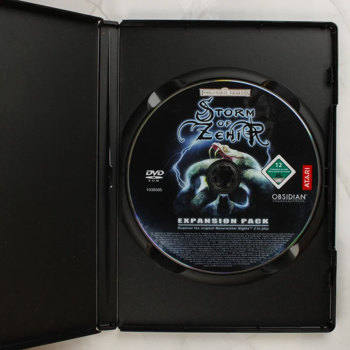 Neverwinter Nights 2 Storm of Zehir DVD lemez a tokban