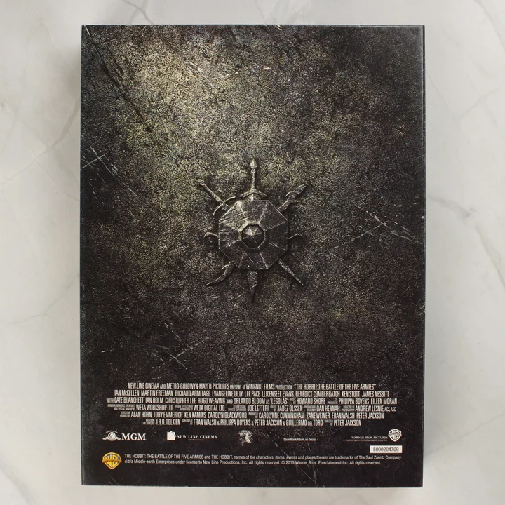 The Hobbit DVD hátlap A DVD díszdoboz hátoldala stáblistával