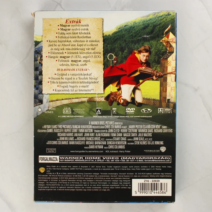Harry Potter és a bölcsek köve DVD hátlapja technikai adatokkal