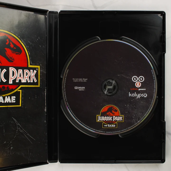 Jurassic Park: The Game nyitott tok és DVD lemez
